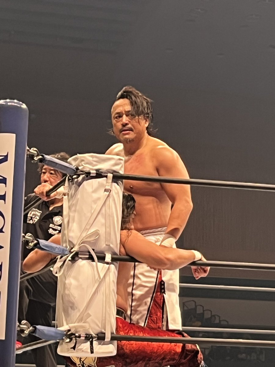 09moco09's tweet photo. いい大会でしたー

#G1CLIMAX36 https://t.co/4t8ia0fGzX