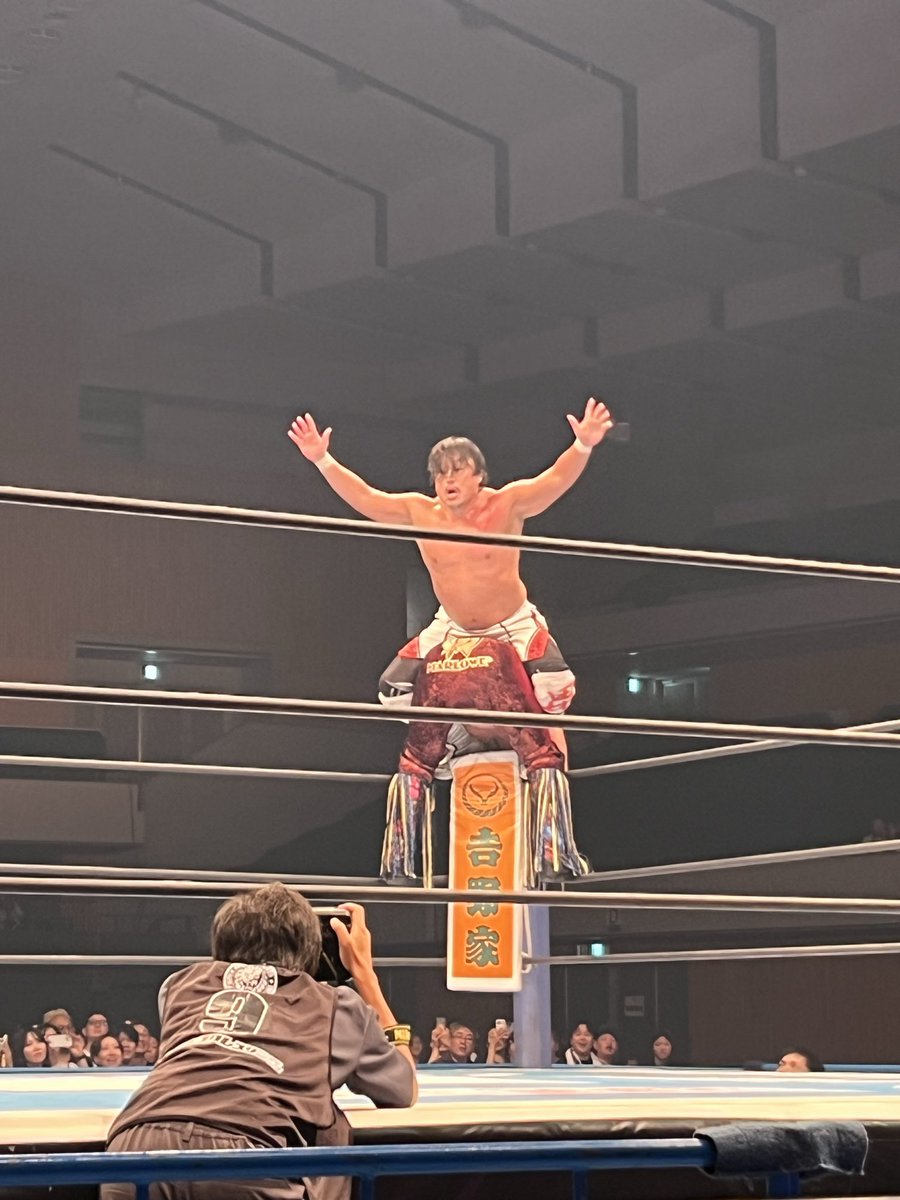 09moco09's tweet photo. いい大会でしたー

#G1CLIMAX36 https://t.co/4t8ia0fGzX