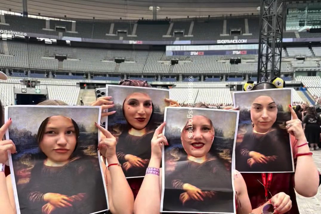 hobicorebr's tweet photo. O Hoseok viu várias Mona Lisas no soundcheck de ontem 😂 https://t.co/6OHkXLPqy6