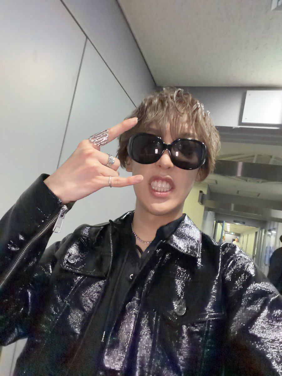 Lethe_Shota's tweet photo. あざしたぁぁ！ダンス最高。
#AileTheShota #音楽の日 https://t.co/TQuc4TTQMM