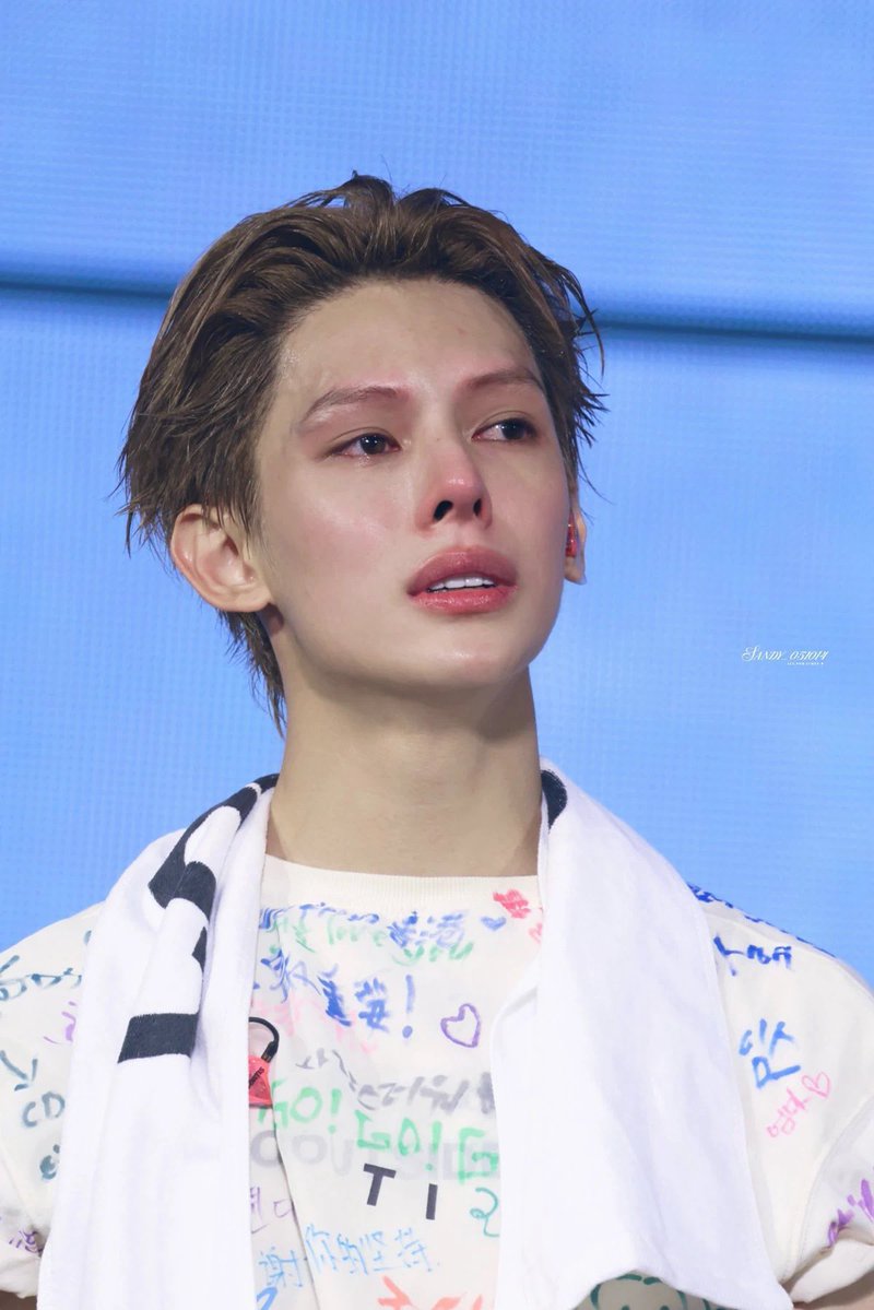 wpdlatmwhgdk's tweet photo. 젬스님 우는 모습이 이렇게 아름다워도 되나 싶다..
진짜 자연블러셔 마냥 얼굴에 불그스름하게 올라온게 너무 이쁨..조각미남..🤤 https://t.co/s2IT7xQ8wo