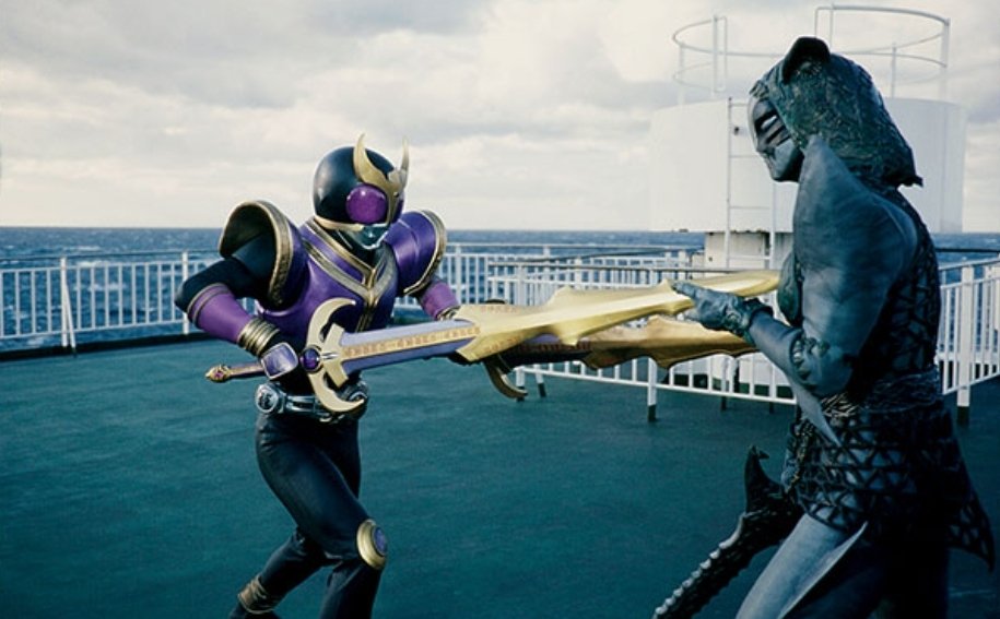 aDPfcM5Qt25iftc's tweet photo. 「仮面ライダークウガ」第41話を観た。肩を貫かれるのは壮絶でしたね…。五代の『本当は綺麗事がいいんだもん』という言葉にはぐうの音も出ず…。めちゃくちゃ嫌な奴やけどな！アイツ！心の中でボコボコにしとこ…。ダメ？ゴ・ジャーザ・ギと客船で対決！ライジングタイタンの2刀流は驚きました…。 https://t.co/jZ9jtl4IDj