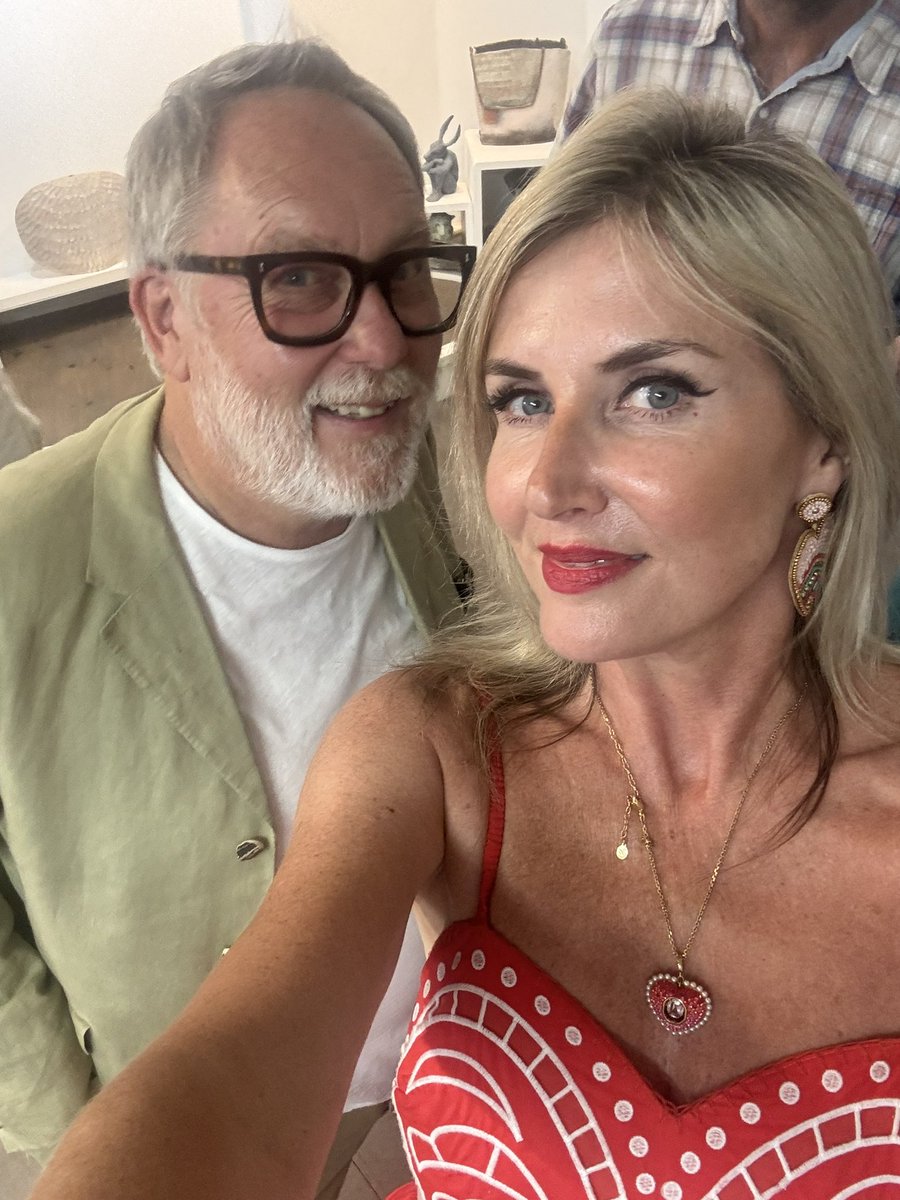 JamesMoir10's tweet photo. Great preview night at Cornwall Contemporary in Penzance. 
@nancy_sorrell https://t.co/LQdklGFT1k