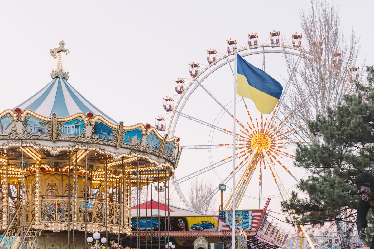 silupescu's tweet photo. I russi poco fa hanno bombardato un Luna Park nella regione di Odessa.
Ci sono morti e feriti.
Credo sia il primo caso al mondo. https://t.co/cGWWMsflkb