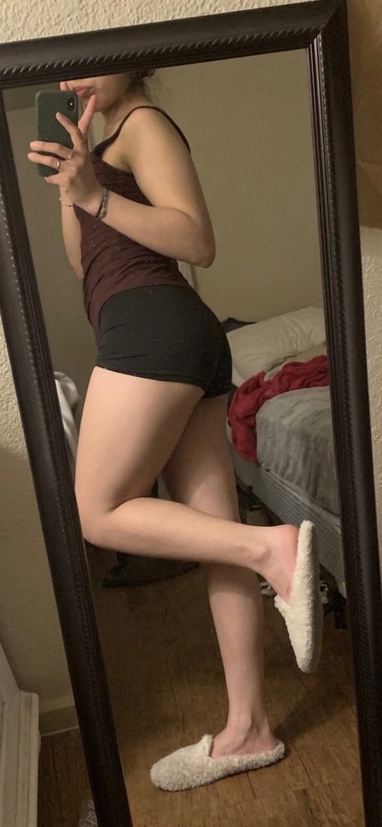 uservaxd's tweet photo. who wants to get my toes done today 🤗
#latina #Feet #Az #Chudaii #petite #Hermosa https://t.co/PELsFLhpM6