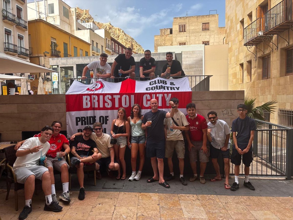 petercolley08's tweet photo. unreal couple days in spain to watch city. 🇪🇸 #bristolcity https://t.co/ET6XqacN5h