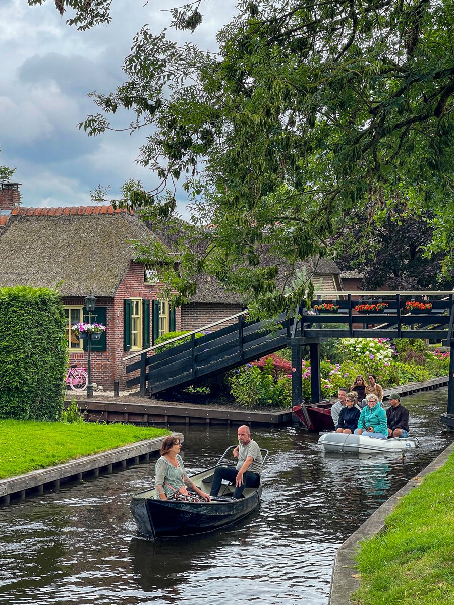 worldclick56's tweet photo. Beauty of Netherland 🇳🇱🍃 https://t.co/9WbgJ2Zdq7