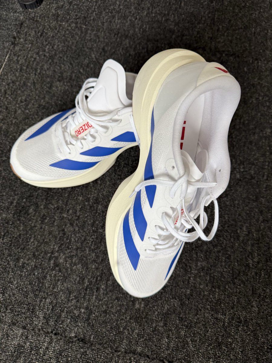 GavBurn's tweet photo. A thoroughly enjoyable 8 miles this morning in my new @adidas #AdiZero shoes. So comfortable & perfect cushioning & comfort. #Running https://t.co/gnfgZpvhc1