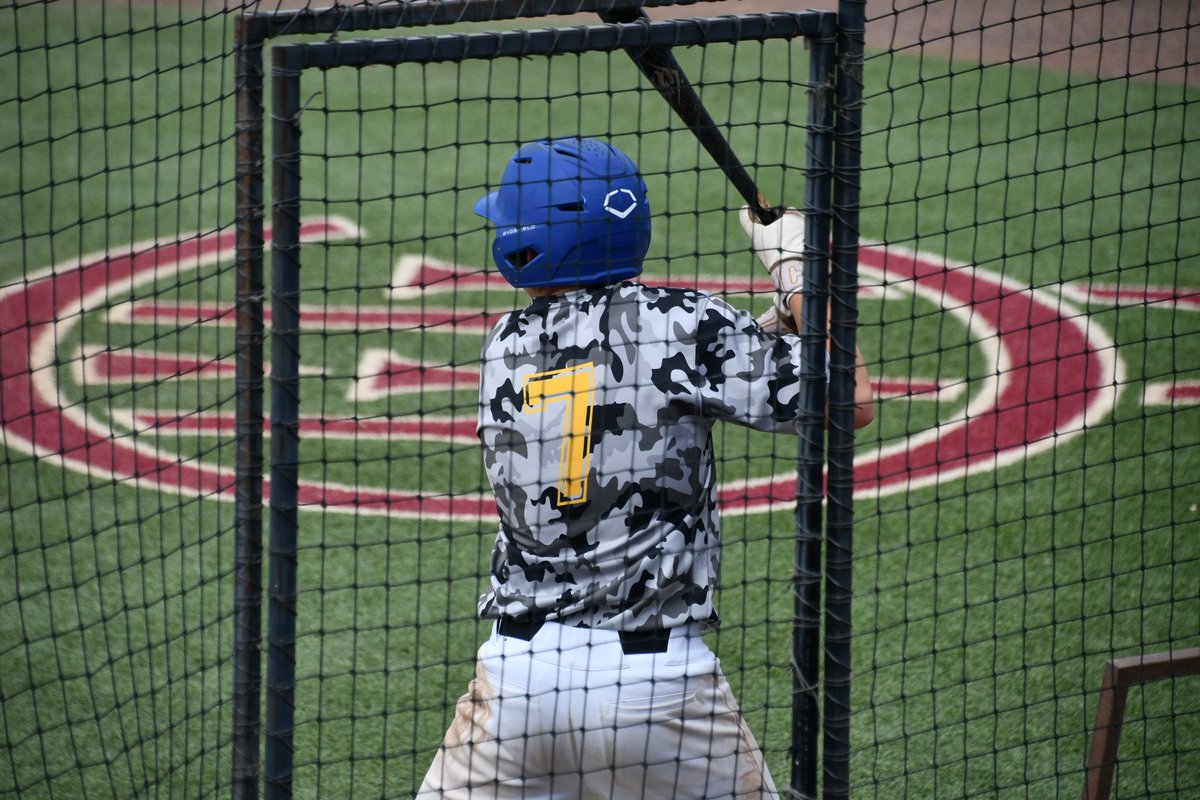 maximusgraff7's tweet photo. Started the morning getting after it with Baseball Performance Academy and competing in front of the CMU baseball coaching staff. Grateful for every chance to learn, improve, and show what I can do. The work never stops. ⚾💪

#classof2029 #RHP #MIF #baseballrecruiting #ballsout https://t.co/2ooxaViRjH