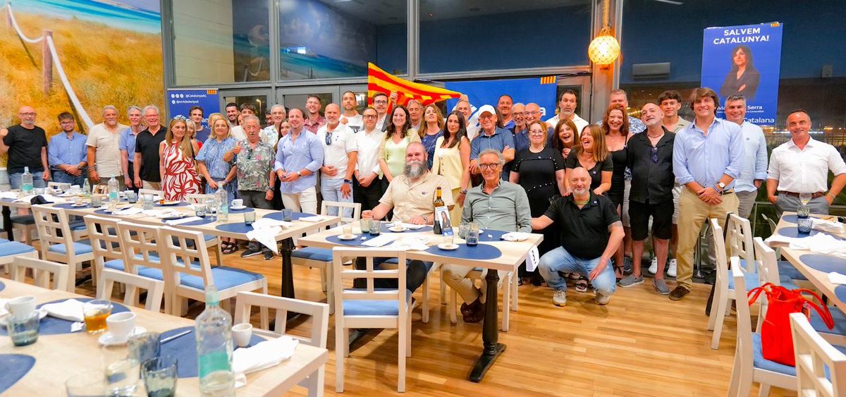 Tarragona_AC's tweet photo. Quasi 80 persones al primer sopar d’afiliats del Tarragonès. Una nit de germanor, idees i projecte compartit. En sis mesos hem duplicat la militància: quan es treballa de valent, la gent respon. Gràcies a tots. Això només comença. 💙 #SalvemCatalunya #SalvemElTarragonès https://t.co/6Y5712UlFa