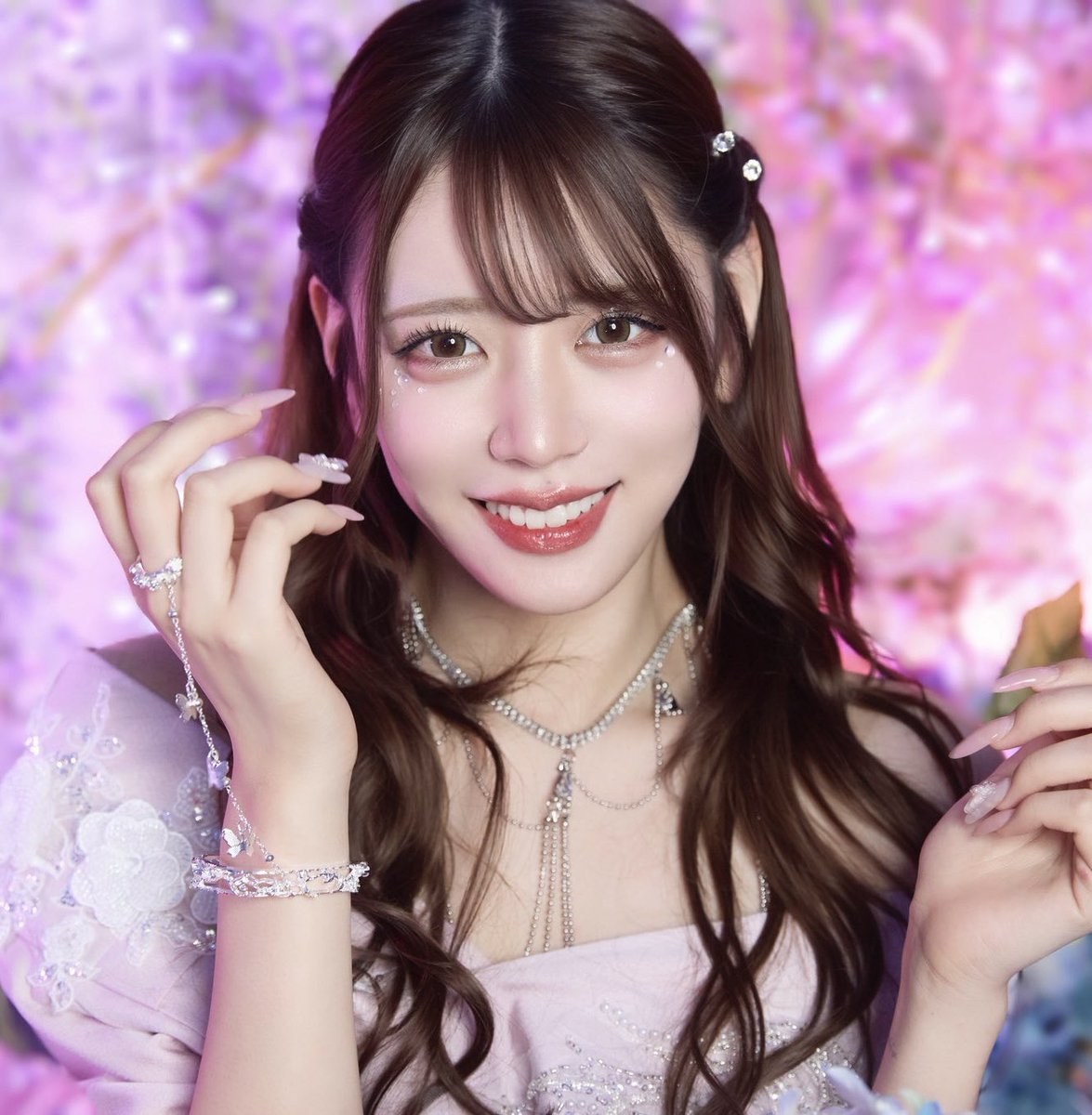 あやね💋✨お誕生日12/28 (@ayane_spark) / Posts / X