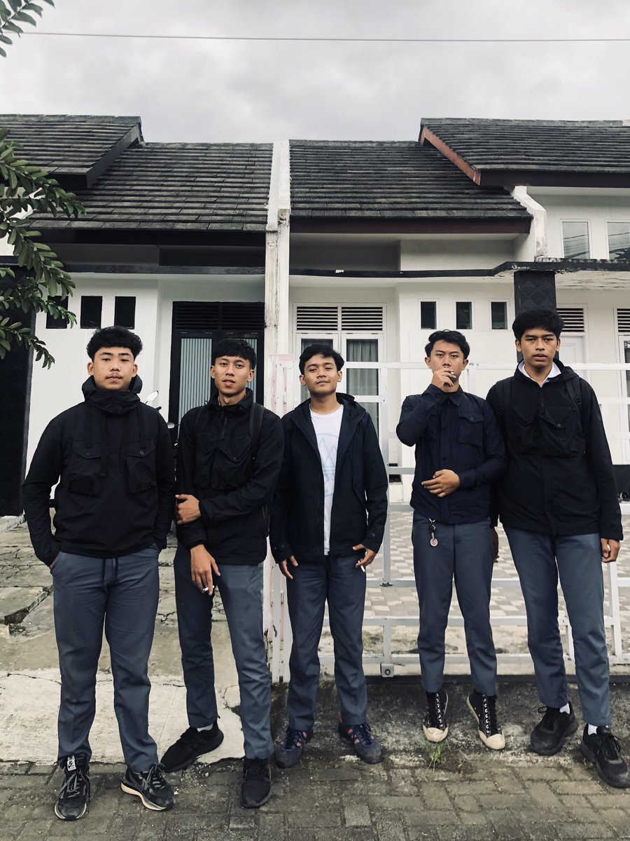 binprngtn's tweet photo. 🖤🫂 https://t.co/xq598fZdEd