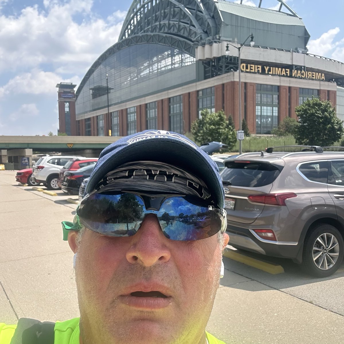 baller19691's tweet photo. @tommylondon it is hotter than Highway to Hell need some way cool junior. Time for @OzzysBoneyard …. Then hopefully be has Cold has ice on @SXMRewind .. hoooot doggg maaaan heeeere https://t.co/By70CnCpLu