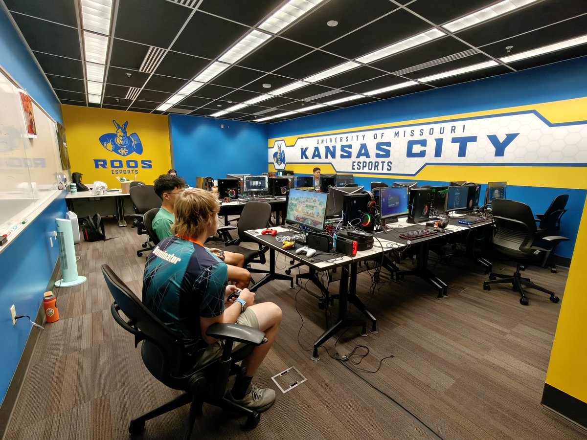 KCGameOn's tweet photo. Super Smash Bros matches are underway for the KC Corporate Esports Cup at UMKC! Thanks to @gamerroos for hosting us! https://t.co/m5M2l1Q8Iq