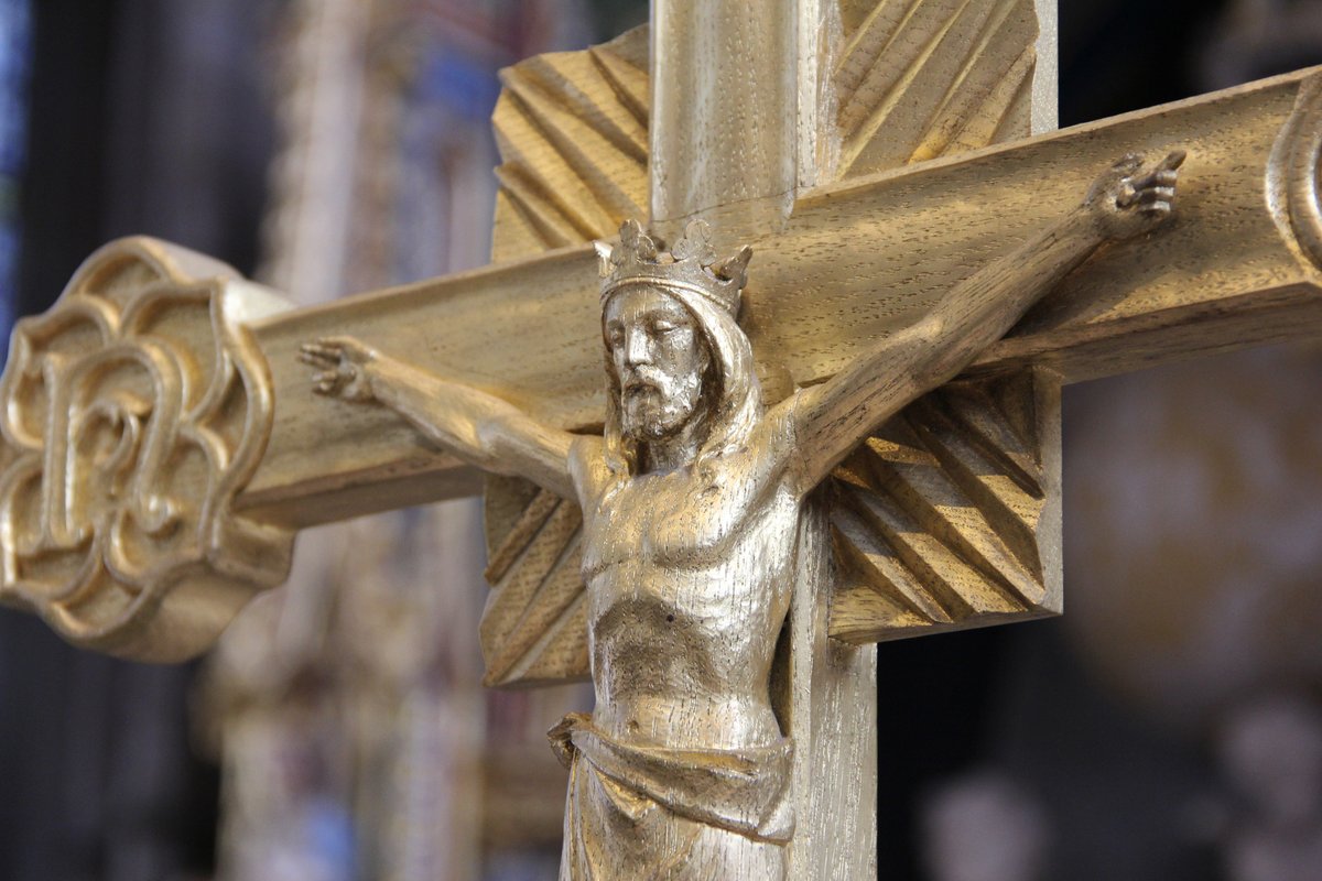 wabbey's tweet photo. 'He is the reflection of God's glory and the exact imprint of God's very being, and he sustains all things by his powerful word'
Hebrews 1: 3 https://t.co/W7qVBXIhpj