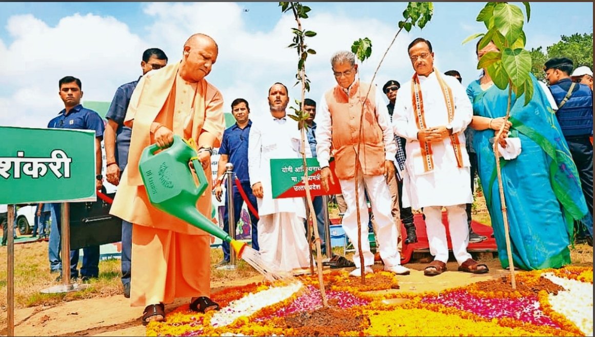 amitpapney's tweet photo. A historic green milestone for Uttar Pradesh! 🌳 In a single day, an incredible 35 crore saplings were planted across the state under the #MahaVriksharopan2026 and 'Ek Ped Maa Ke Naam' initiatives. Commendable leadership by Hon’ble CM @myogiadityanath ji and the @UPGovt to ensure a greener, cleaner, and sustainable future for our generations! 🌍💚 #GreenUP #NewUP #EkPedMaaKeNaam