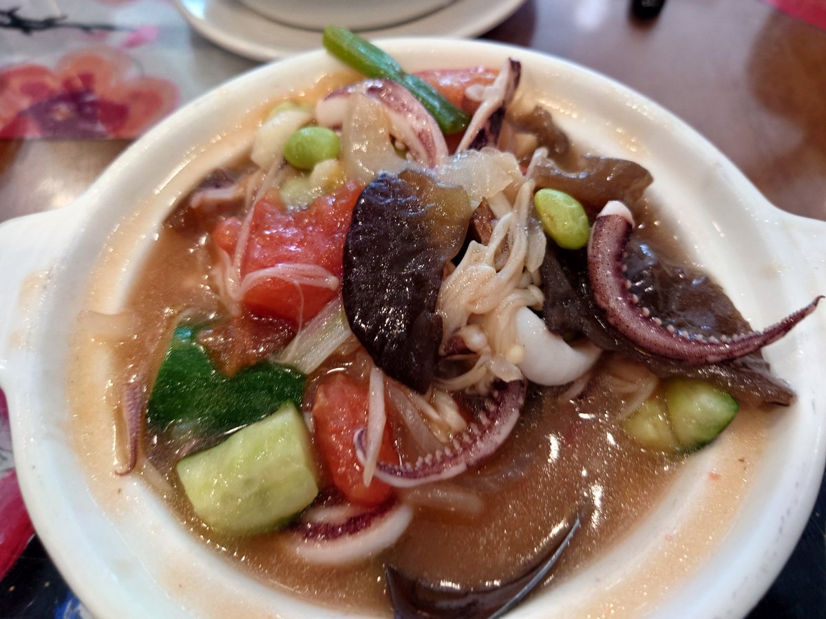HakaseTW's tweet photo. 台東の餃子🥟と胡麻麺がメイン
昼ご飯リング！！！ https://t.co/H7kEtwguWj