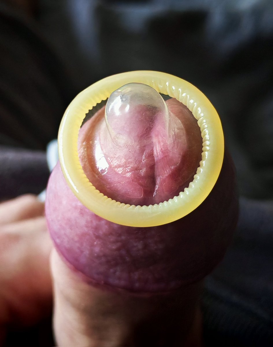 Slavic_Juice's tweet photo. Kto z was też dowiedział się, że nie ma średniaka przy pierwszych użyciach gumek? https://t.co/jgxCeRTvms