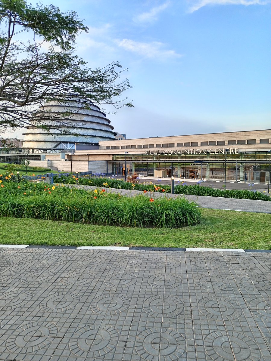 vazqueztourst's tweet photo. 🇷🇼 The iconic #KigaliConventionCentre is more than an architectural masterpiece, it's a symbol of Rwanda's progress, culture, and innovation.

Whether visiting for business or leisure, this landmark should be on every travel itinerary.

🌍 https://t.co/iTwDrGObP7

#VisitRwanda https://t.co/dUTEazTCbz