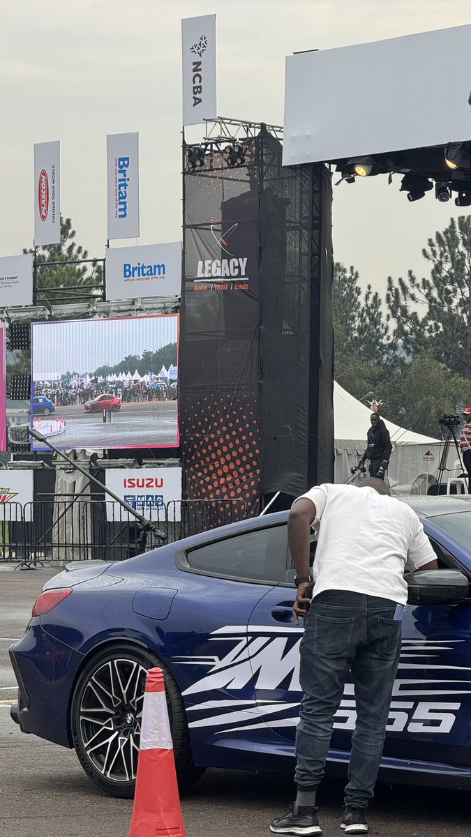 SprintUg's tweet photo. Remember the brand :SPRINTUG🔥

#autoshows #gamingislife #internet #sprintug https://t.co/DRxqMb2lOE