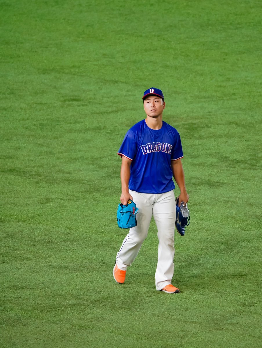 牧野と申します。 ま、牧野憲伸様………