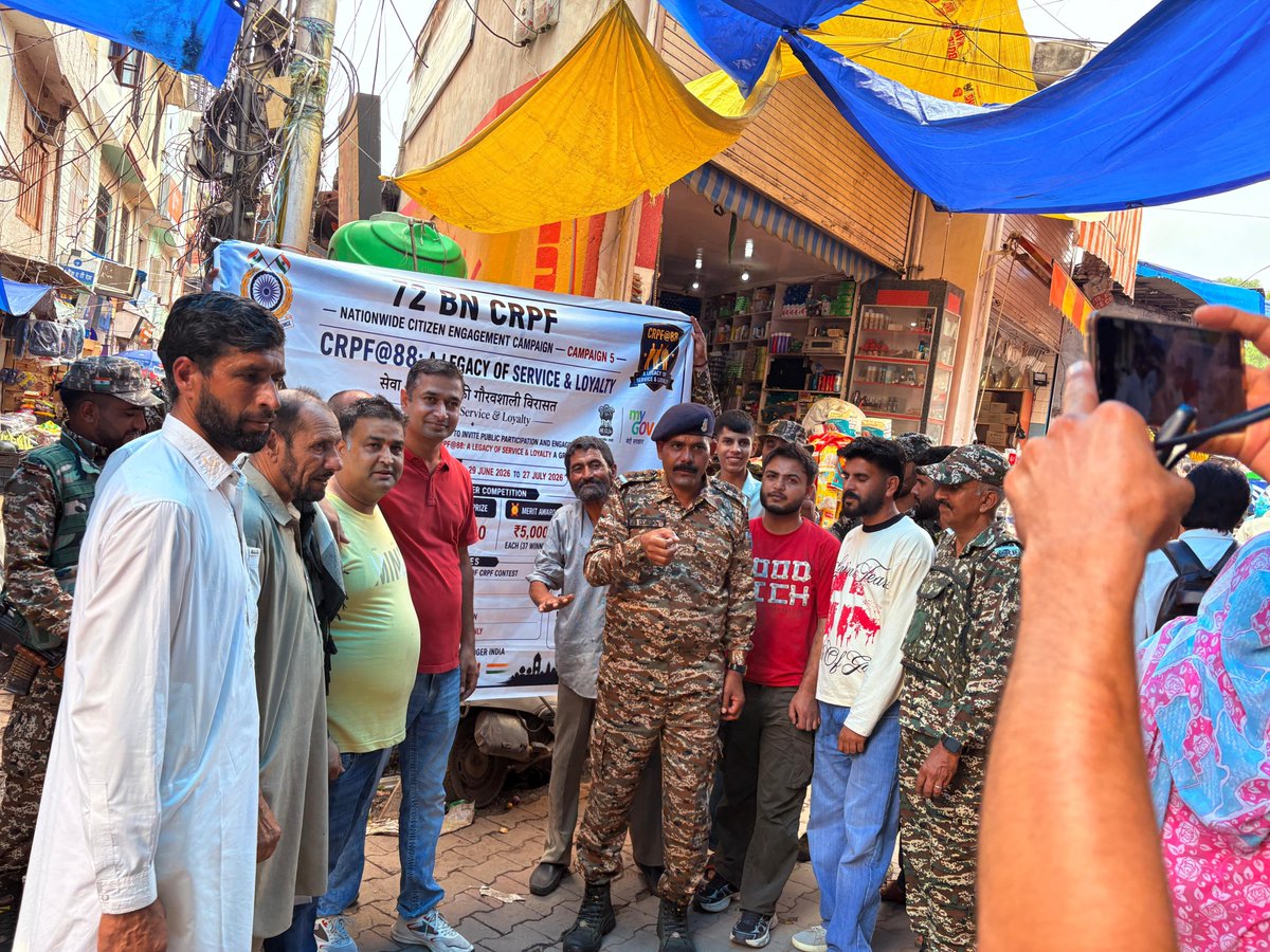 72Crpf's tweet photo. #CRPF88 Youth and general public of Rajouri (J&amp;K) were encouraged by troopers 72bn CRPF to overwhelmingly participate in nationwide citizen engagement campaign run by @crpfindia https://t.co/Dj2rbNMiMj
