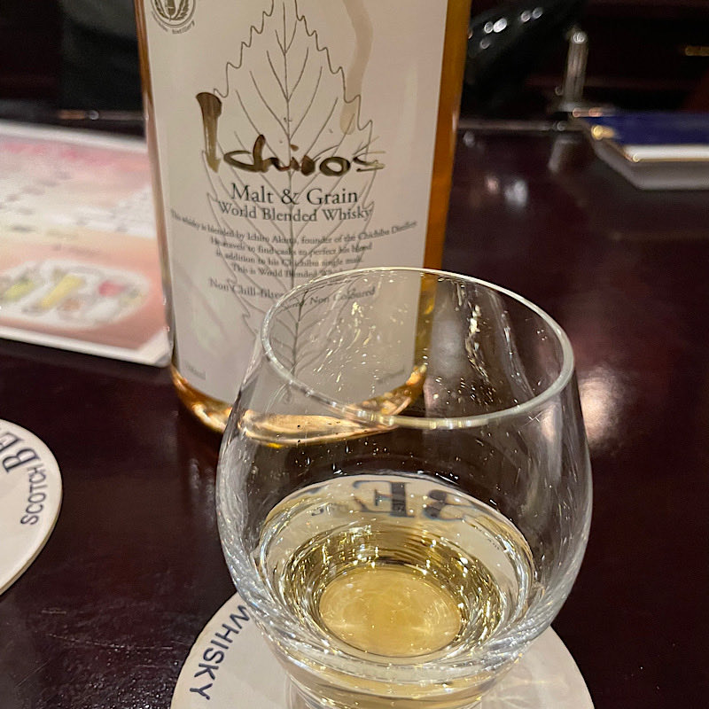 kaninaice's tweet photo. ウィスキーたち🥃✨ https://t.co/SPWfFyn8YF