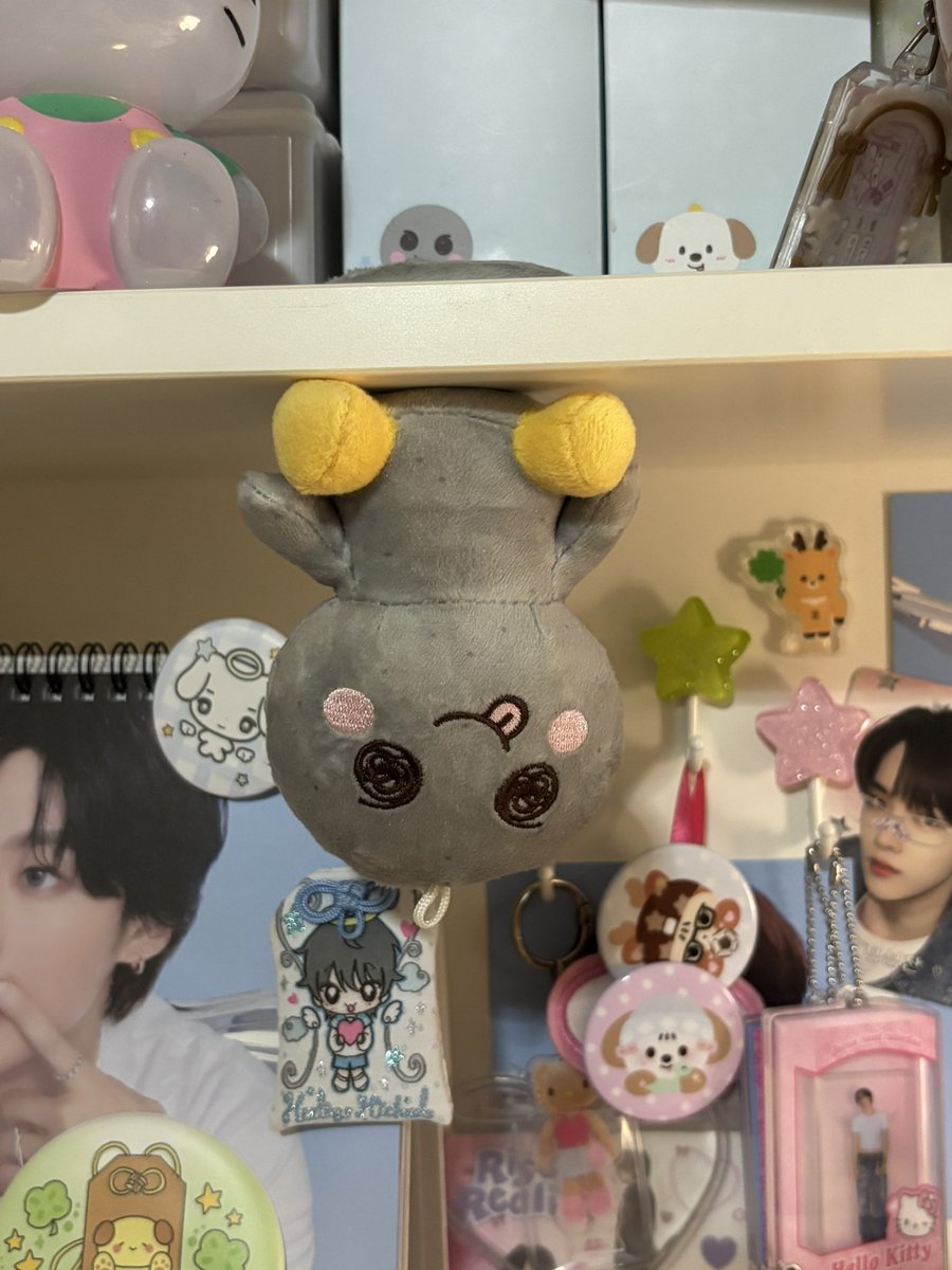 hryuryustar's tweet photo. เลี้ยงม่อง                                  เลี้ยงดลลี่ https://t.co/4ghLFWxbNC
