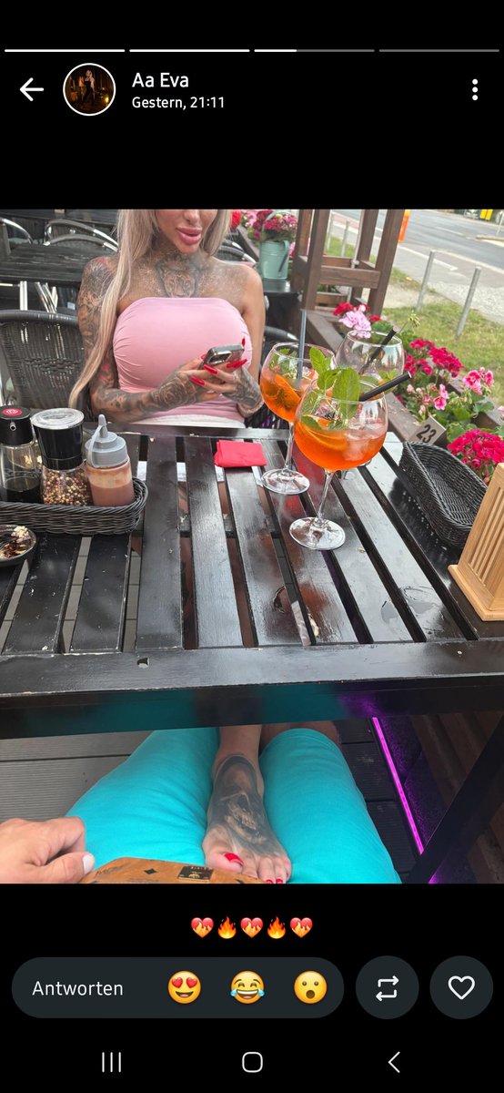 EvaEssenceFD's tweet photo. Mommy and Daddy are enjoying our life... stay under the table and beg for the bill! 💸💲

@CuriousFindomme @tom171317 
#findom #paypig #loserlife #alphacouple #fupm https://t.co/swd35ZMCOI