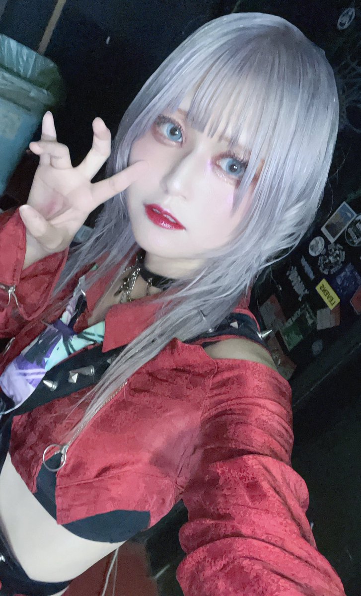 akubi_madj's tweet photo. MAD JAMIE 五大都市ツアー"QUEEN of KAWAII PUNK" 初日❣️❣️❣️at 名古屋RED DRAGONありがとう❤️‍🔥

今日から始まったツアー初日だったんだけれども、始まる前までドキドキだったんだけれども、駆けつけてくれたJamieや待っていてくれたJamieが目の前にいてくれてすごく心強かったしすごく嬉しかったしより一層気合が入ったツアー初日だったネ👑❕本物の熱量と空間、瞬間を一緒に作ってくれてありがとう🫀🍽️

Jamieと一緒にここから五大都市を巡るのがすごく楽しみになったし、あくびもこのツアーを通していっぱい成長してやるッ❕❕って思ったヨ🏃❤️‍🔥Jamieが一緒だったら出来る気がするし、一緒にもっと強くなるッ🚀🌕❣️次のツアーは8月8日の大阪❤️‍🔥 #MADJAMIE最高
