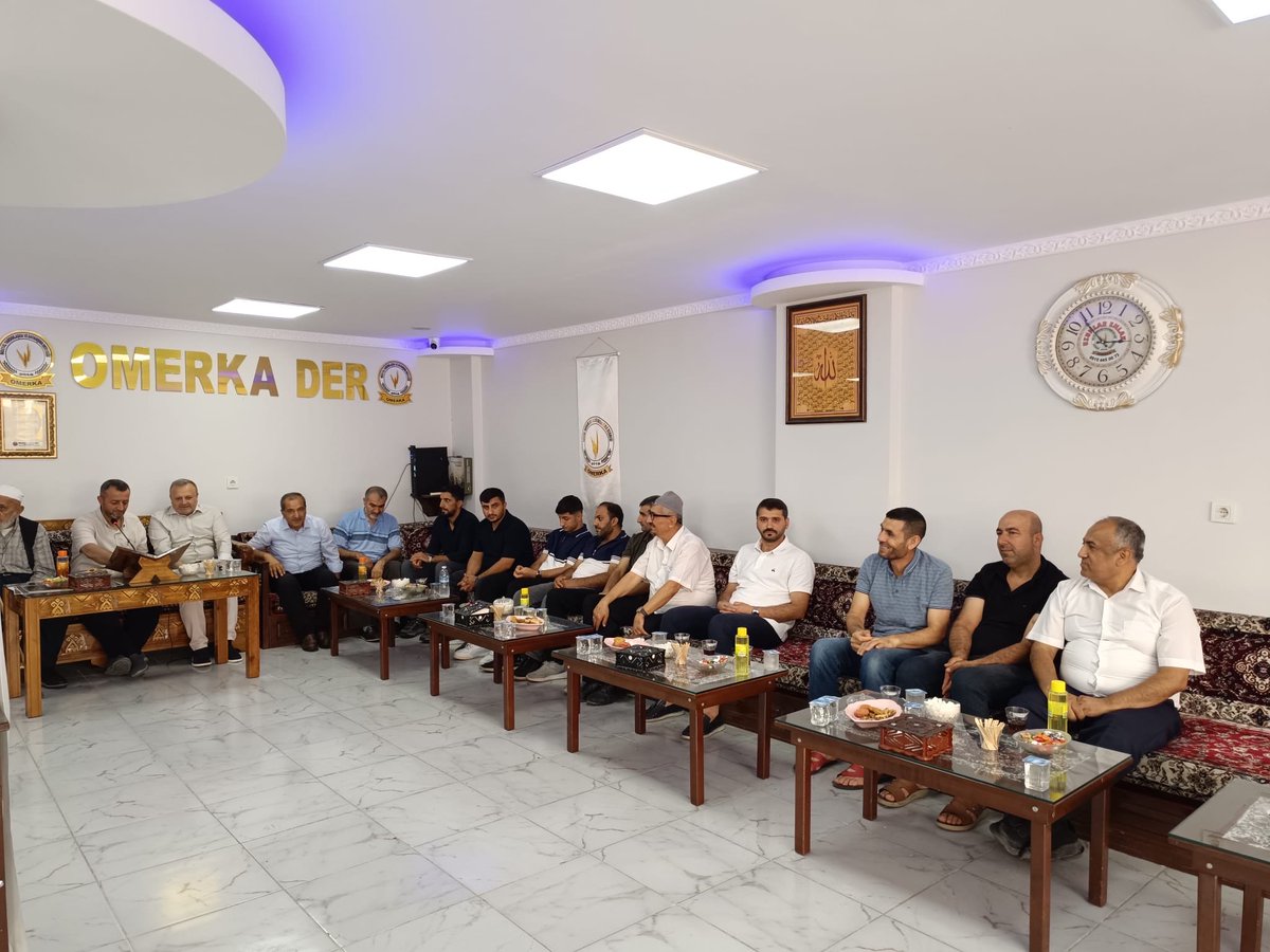 MustafaY_K's tweet photo. Ahirete irtihal eden Sahip Acar'ın taziyesine katıldık.

Merhuma Allah'tan rahmet yakınlarına başsağlığı diliyorum.

@abdullahozdemir https://t.co/TUzSDCohrU