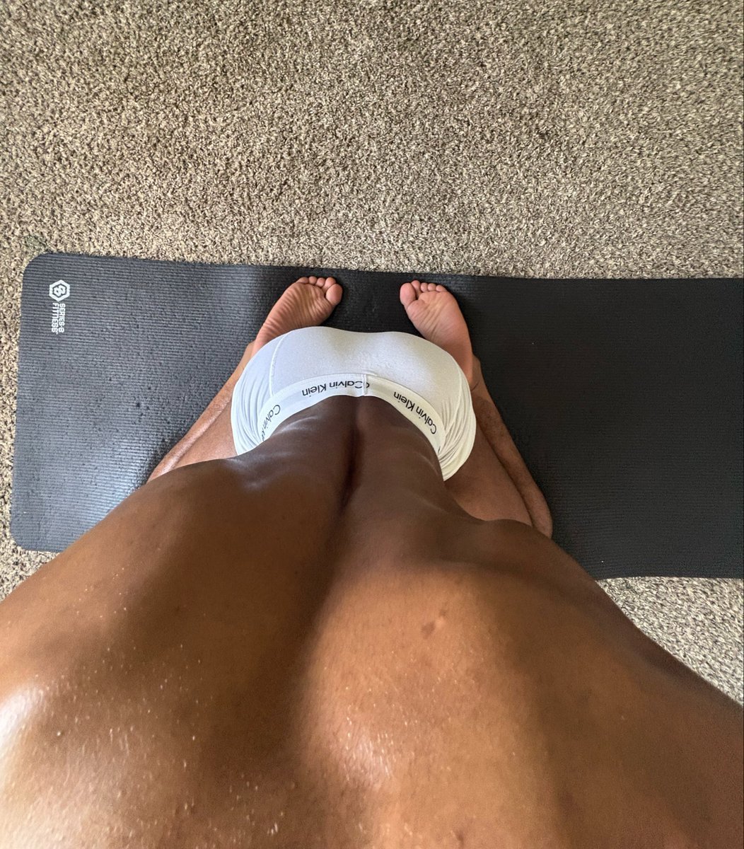 stephyan598g's tweet photo. Gym things https://t.co/ftKtRLNUVl