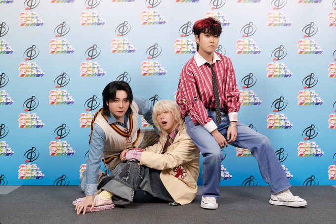 THE_FACT_MUSIC's tweet photo. 🍏 #音楽の日 最高のステージをありがとうございました！✨

🎶「ライラック」
🆕「Brand New」

心に響く歌声と圧巻のパフォーマンスに感動しました❤️‍🔥

これからも何度でも聴き続けます🎧💚

#MrsGREENAPPLE #ライラック #BrandNew #ILoveYouの先へ #音楽の日 #こえるきこえる音楽の日 https://t.co/NP7K7SaUon