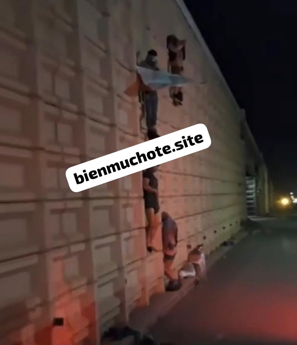 AccesoZ's tweet photo. Al menos 9 personas son localizadas sin vida está mañana en #Zacatecas 4 en el puente  de #pozodegamboa y 5 en #morelos #Zacatecas https://t.co/WZxget9REN