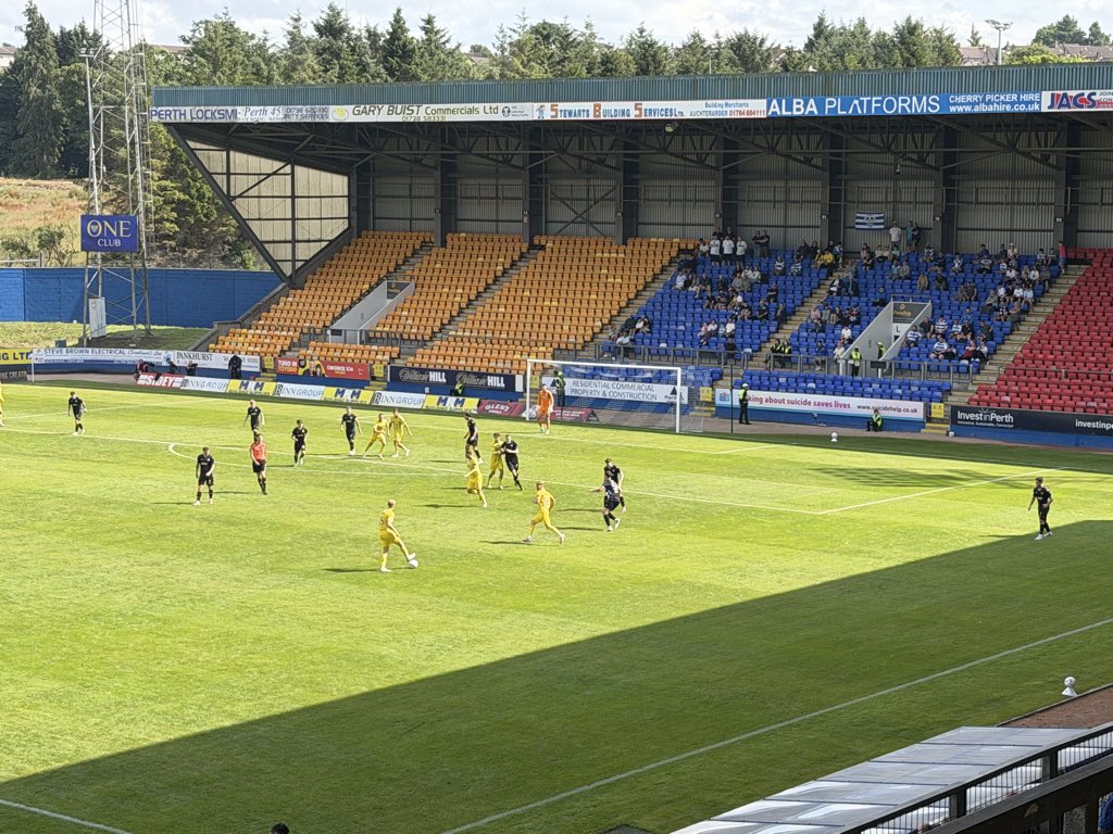 AndyRossTele's tweet photo. HT: St Johnstone 0-0 Morton

A first half that’s almost resembled an attack v defence training exercise. The injury-hit visitors holding firm.

With two 15-year-old’s making up two of the three outfield players on the bench, the second half will be a huge ask for the Ton. https://t.co/lpTzWOTw99