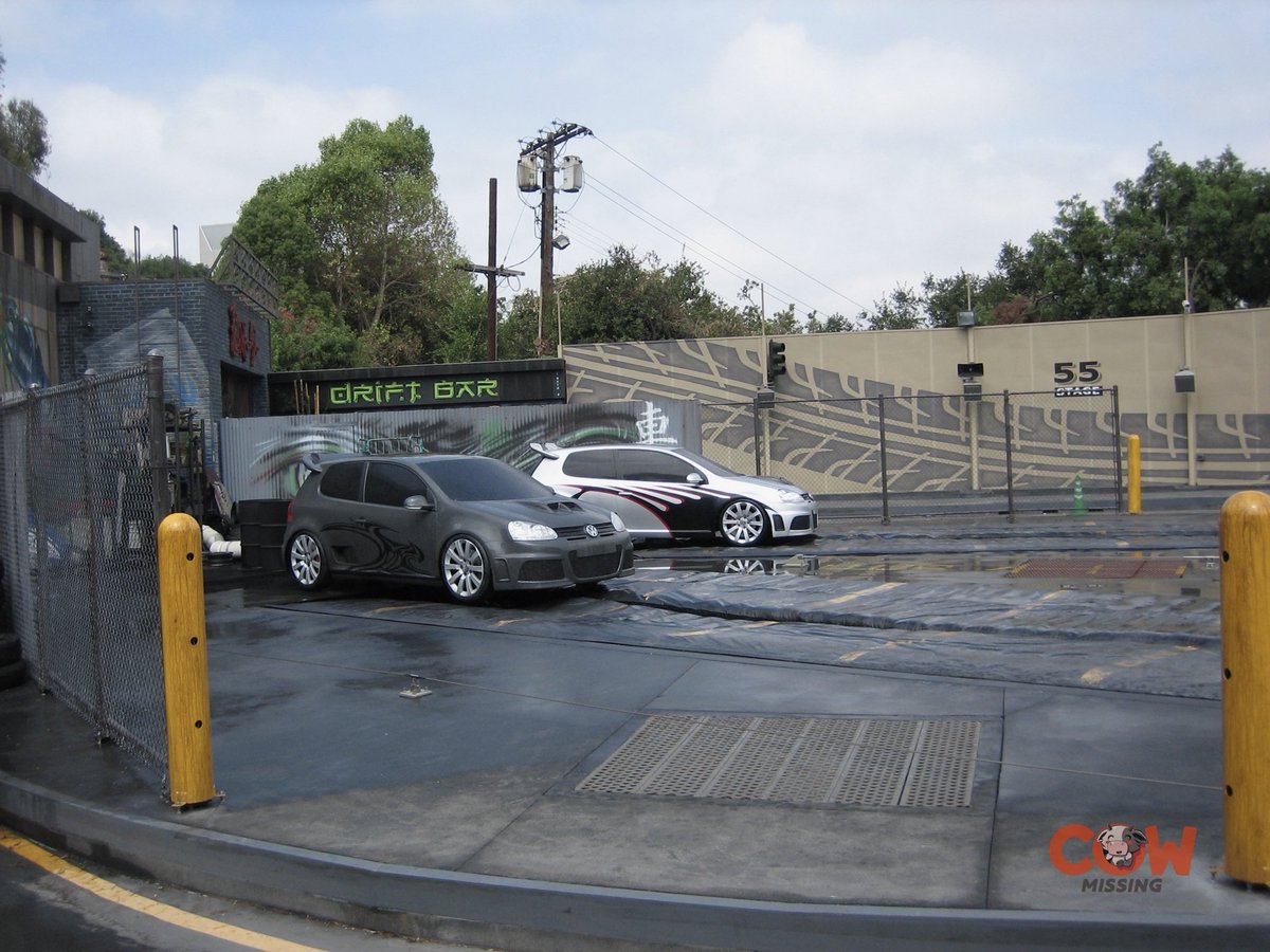 CowMissing's tweet photo. @Stingray_travel Which included a sound wall too.
#FastFurious #UniversalStudiosHollywood #StudioTour @UniStudios https://t.co/n9OM9jExeT