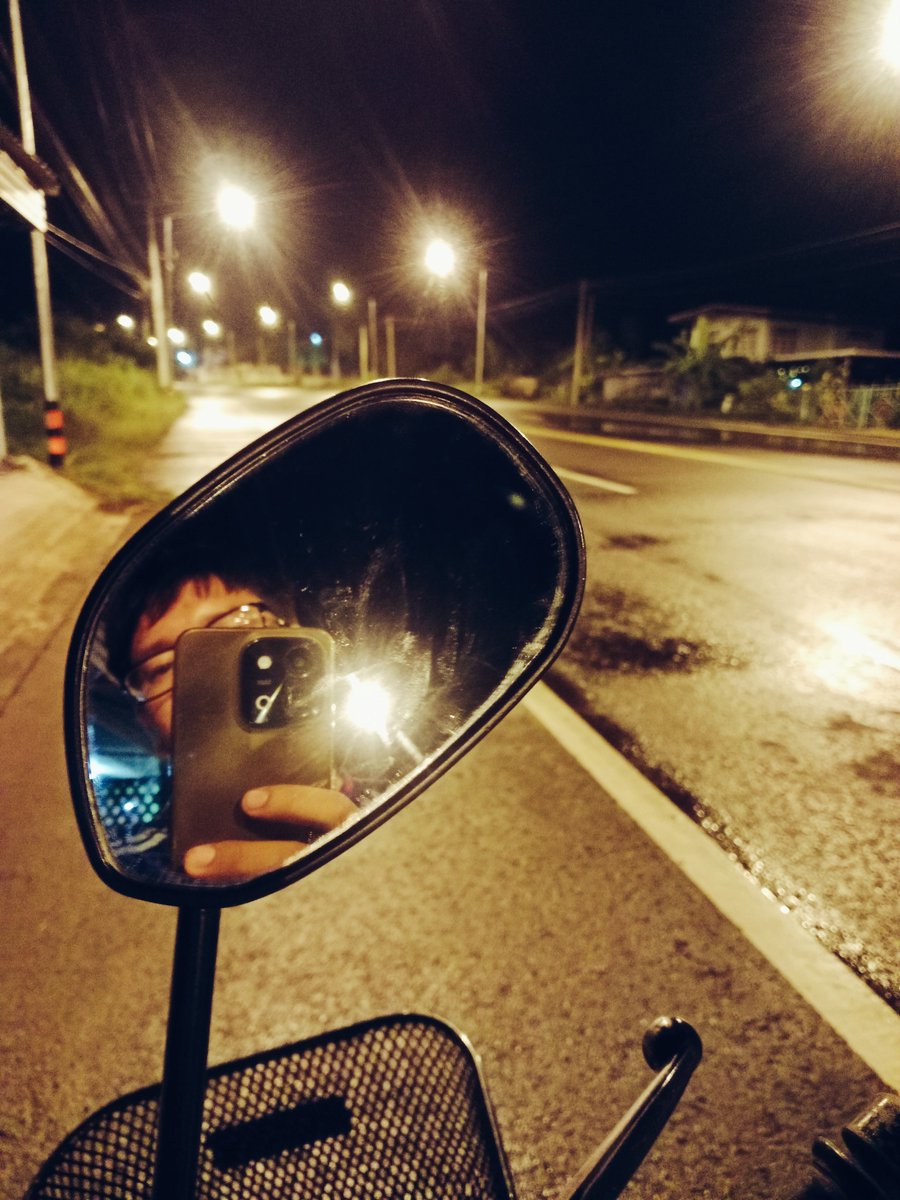 Jackza212's tweet photo. ฝนตกว่าหนาวแล้ว...อยู่คนเดียวหนาวยิ่งกว่า
😎😎😎🌧️🌧️🌧️ #สิงห์บุรี https://t.co/Tu0pQghntp
