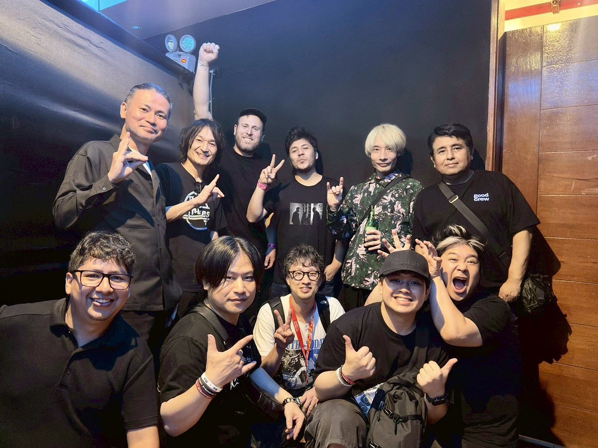 does_wataru's tweet photo. ツアーマネージャー、プロモーター、現地スタッフの皆様、大変お世話になりました。
おかげでとても楽しかった！🙏

そして次なる初南米チリへ！🇵🇪🛫🇨🇱

#HELLOAMERICA #Lima 
https://t.co/lhn7OkdE9t https://t.co/RAe424E3Cv