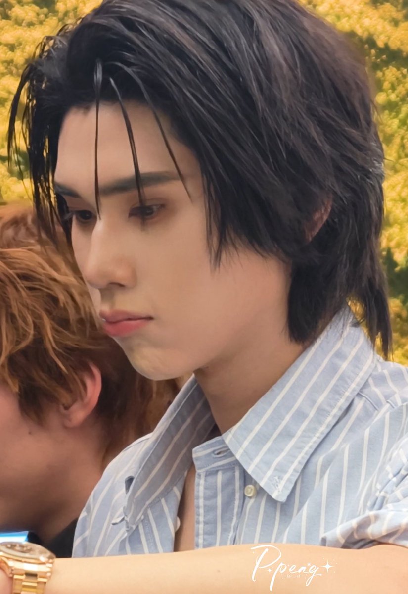 pinknatachai's tweet photo. dunk pout >>>> https://t.co/u8Oi4uSw0e