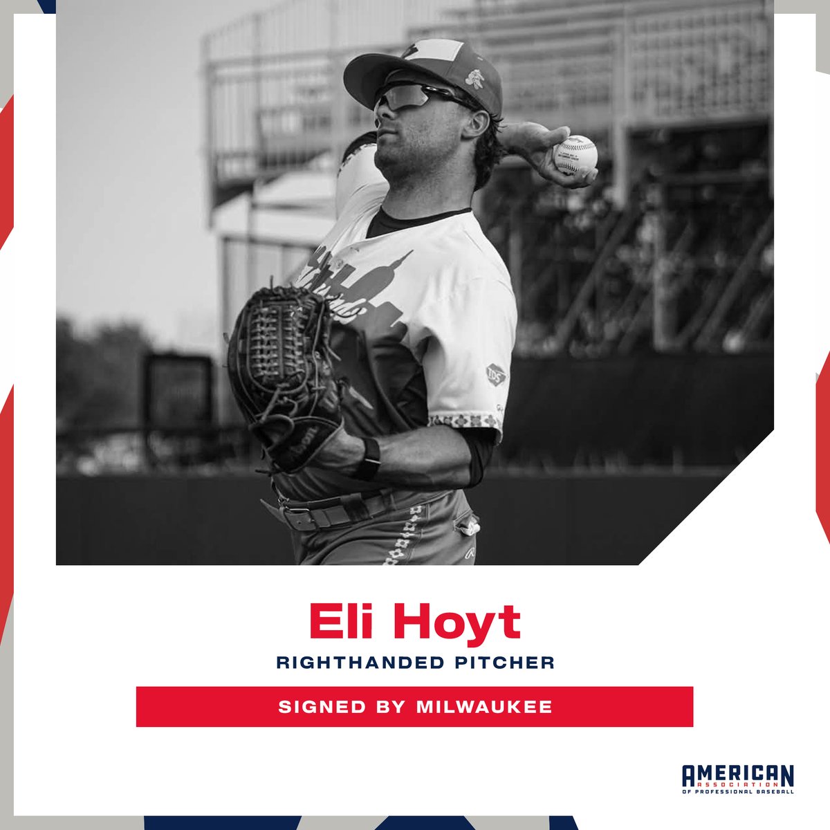 AA_Baseball's tweet photo. July 17 Transaction: @MKEMilkmen signed RHP Eli Hoyt (@hoytster22).
Hoyt joins Milwaukee after pitching collegiately for @louisvillebsb and @mcpackbaseball.