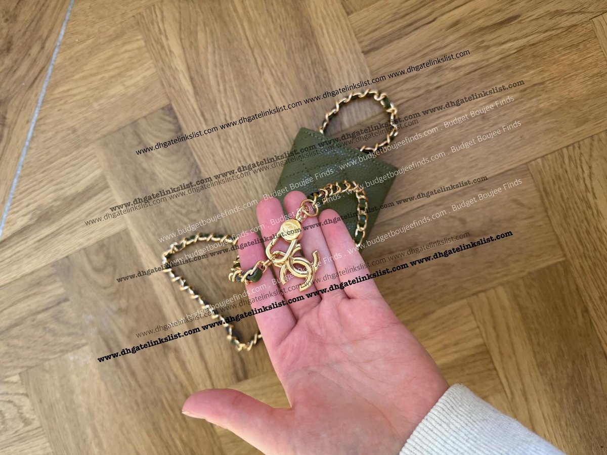 dhgatehaul's tweet photo. Dhgate - Absolutely love this little Chanel bag/purse 💕🙌🏻🤩❤️

£26 and FREE SHIPPING which isn’t bad at all!!!

🔗- https://t.co/yjHUeTlgvT

ALL FINDS- https://t.co/WfgWih2Si8 https://t.co/4bfZekas4B