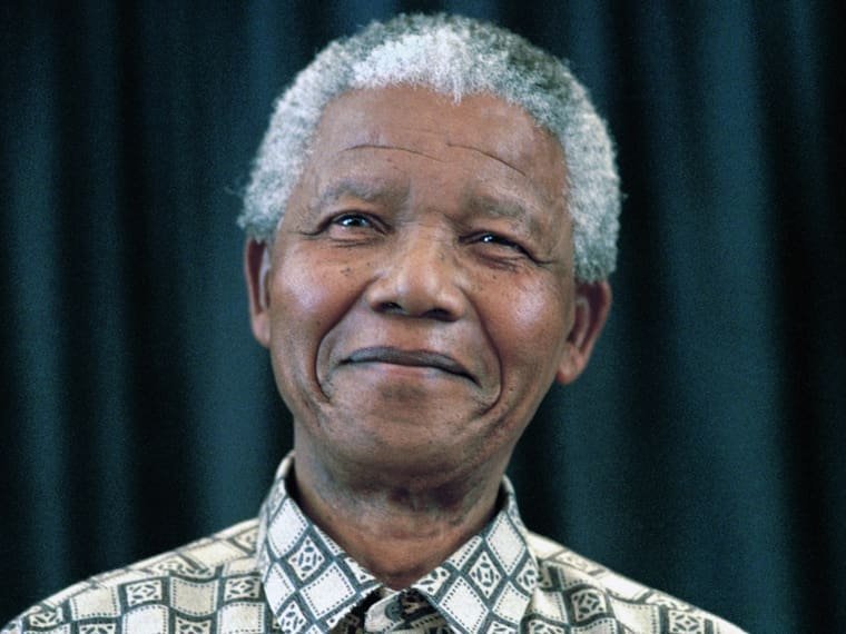 martin_rorra's tweet photo. A 108 años de su nacimiento, hoy celebramos el Día Internacional de Nelson Mandela.

Un símbolo mundial en la lucha contra el racismo y las desigualdades. Sus ideas siguen siendo inspiración. Viva Madiba, viva Mandela. https://t.co/GG7a4WHYNK