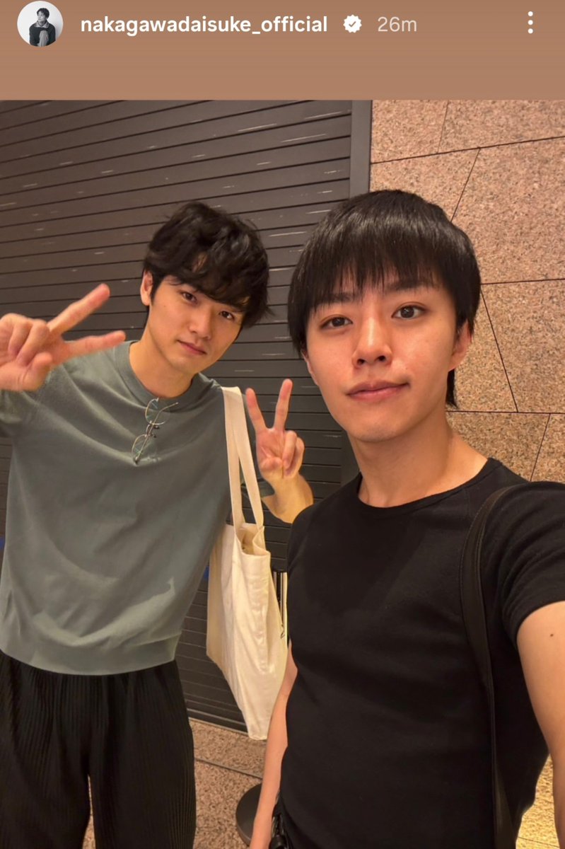 izzyyzzi_izzy's tweet photo. DD having dinner together 😭😭😭😭😭😭😭😭😭😭😭😭😭 
#LoveBeginsintheWorldofIf
#ifの世界で恋がはじまる https://t.co/MVlwKJIGKu