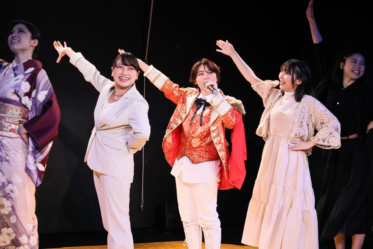 WakateQ's tweet photo. ＼\『#嘘つきは漂流のはじまり 』2日目公演情報/／

7月19日(日) 
《🛥️Cチーム》
開場／12:00
開演／12:30
🎫▶︎当日券ｱﾘ

《🌊Aチーム》
開場／14:30
開演／15:00
🎫▶︎当日券若干数ｱﾘ

《🛥️Cチーム》
開場／17:00
開演／17:30
🎫▶︎当日券ｱﾘ

皆さまのご来場お待ちしております💐🎉

＃噓つきは漂流のはじまり
＃劇団Q⁺
＃社会人演劇
＃下北沢
＃シアター711
