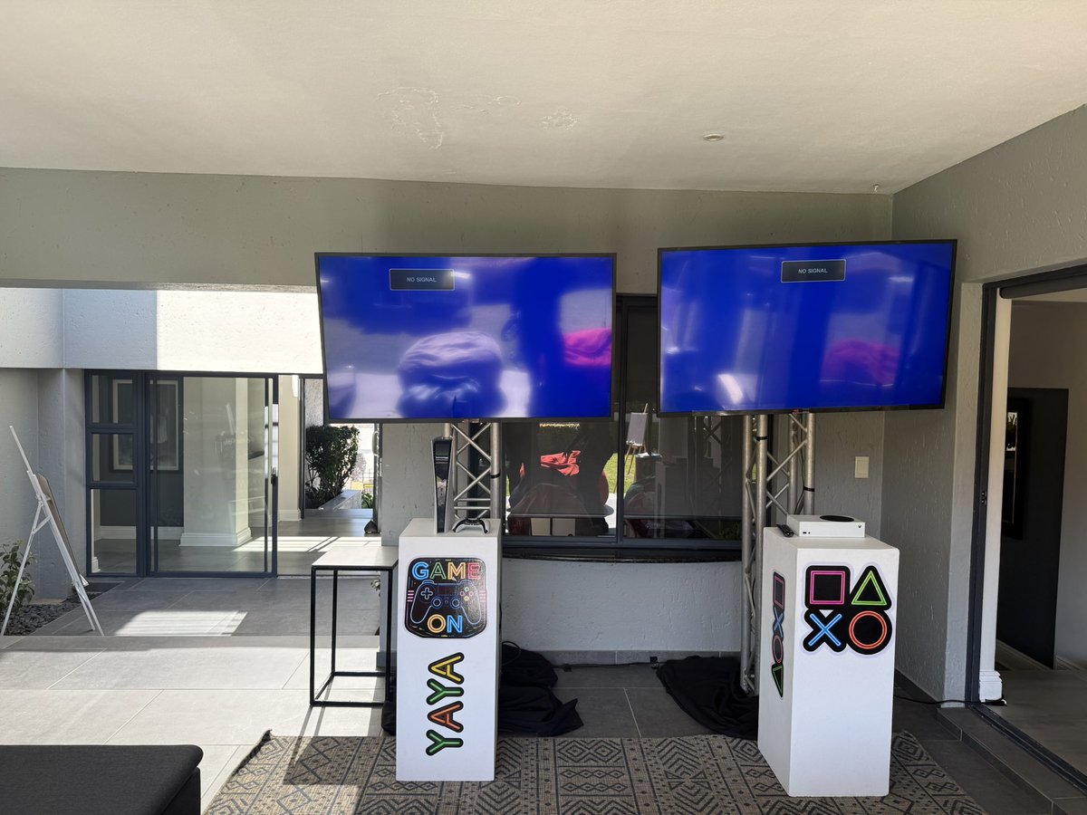 SoundToday_za's tweet photo. 🎮 Game on! We transformed this birthday celebration into the ultimate gaming experience with our professional TV display setup. At SoundToday, we don’t just provide equipment—we create unforgettable event experiences. 📺✨ #SoundToday #GamingParty #EventProduction #BirthdaySetup https://t.co/wzTa9WmeFq