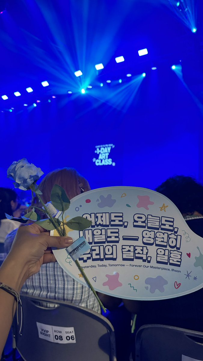 mnlcncertjunkie's tweet photo. LOONEEs got you, Ilhoon! 🫰

#ILHOON #ILHOON_in_Manila #1DayArtClassWithILHOON https://t.co/YdY1NZedSA