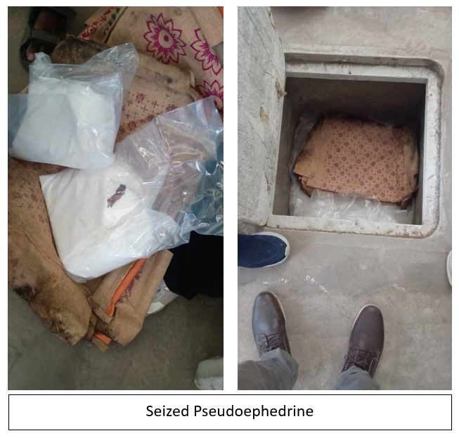 FinMinIndia's tweet photo. 👉 DRI seizes 15 kg methamphetamine, 4 kg pseudoephedrine, 85 lakh smuggled cigarettes, and 2 drone-dropped Pakistan-made pistols in nationwide operations; 5 arrested

Read more ➡️ https://t.co/kPAGCyYqZ1

#DRIAtWork https://t.co/iPZFKkgYme