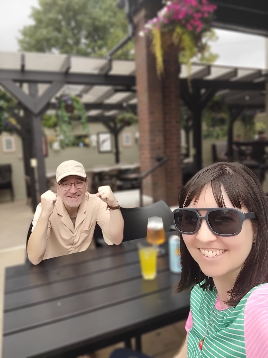 Glamurosa79's tweet photo. Great day with my husband 💖 https://t.co/mmXl9xD8Mp