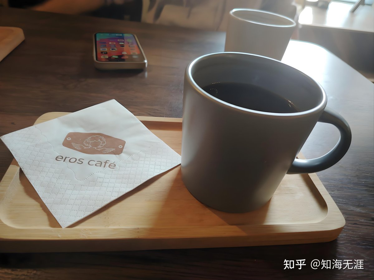 qhftsbe12's tweet photo. Today I tried to "professionalize" my coffee order at the office café u0026 accidentally asked for a "medium rare latte". The barista gave me a very confused look, and my intern desk neighbor still won’t stop teasing me. https://t.co/huJJySwnKs