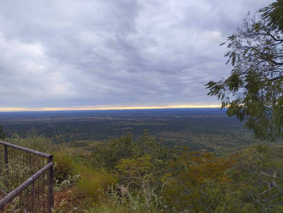 Prof_JamB's tweet photo. Essa vista compensa todos os 1840 degraus. Serra de Santo Antônio - Campo Maior/Pi. https://t.co/6y008ACsbj